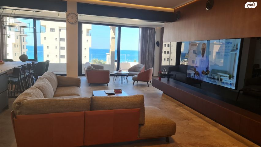 גג/ פנטהאוז, ז'בוטינסקי, עיר, מרכז העיר, נהריה