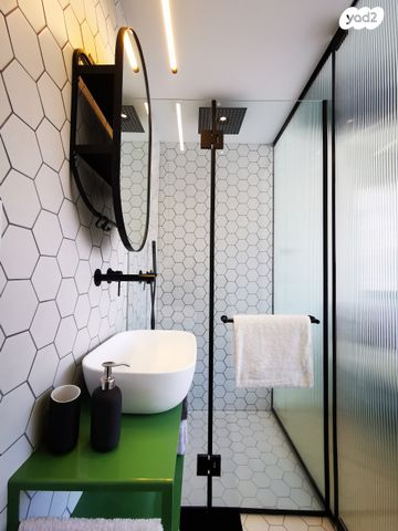 דירה, הרב שלום שבזי, נחלאות, שערי חסד, ירושלים