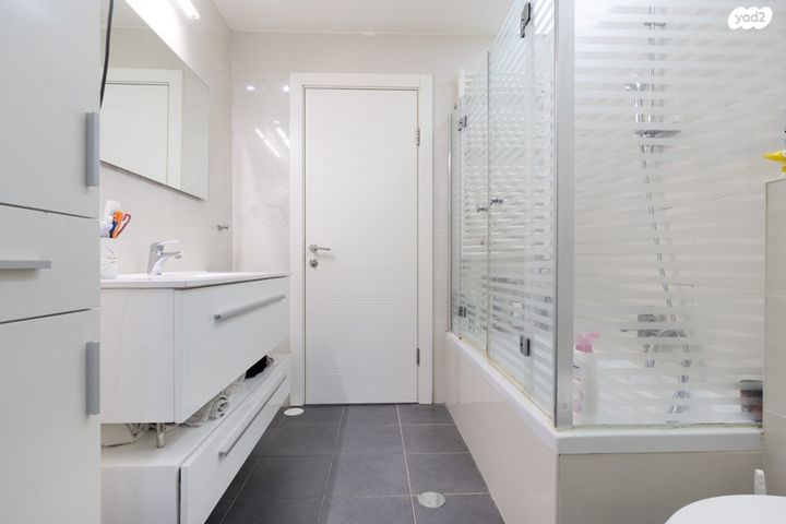 גג/ פנטהאוז, הרב כלפון משה הכהן, חומת שמואל, הר חומה, ירושלים