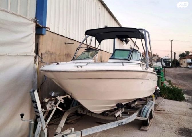 יאכטות - סירות מנוע