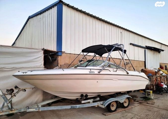 יאכטות - סירות מנוע