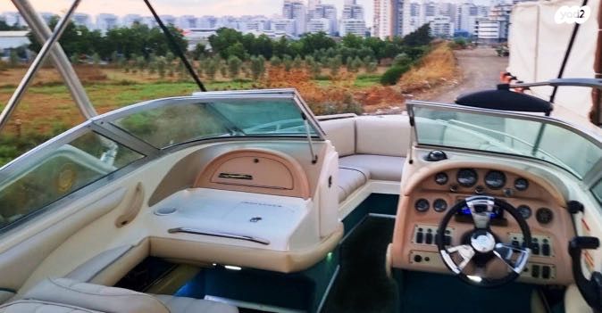 יאכטות - סירות מנוע