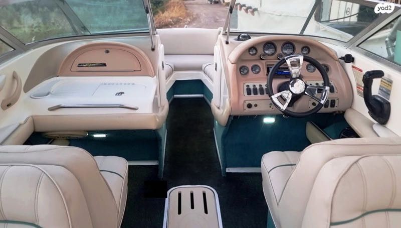 יאכטות - סירות מנוע