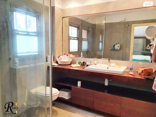 בית פרטי/ קוטג', סביון