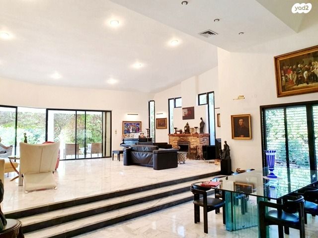 בית פרטי/ קוטג', סביון