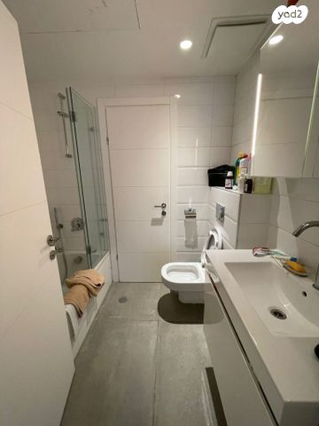 דירה, לבונטין 19, לב תל אביב, לב העיר צפון, תל אביב יפו