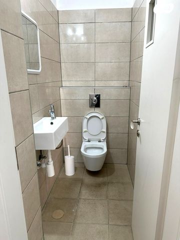 דירת גן, יהוד מונוסון