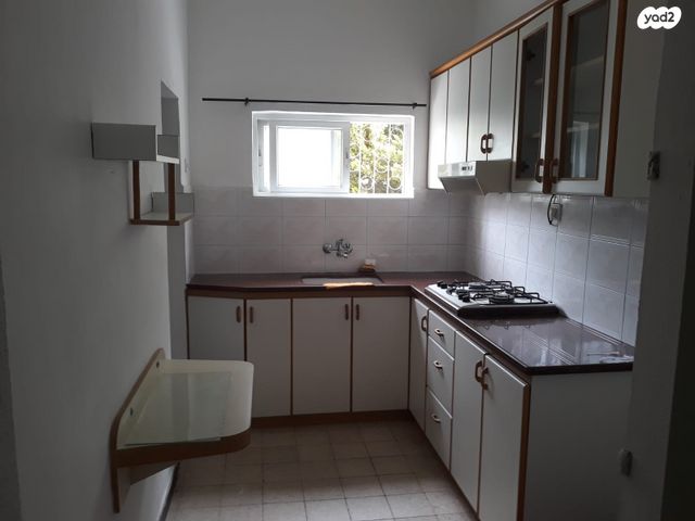 דירה, הפלוגות, קרית חיים מזרחית, חיפה