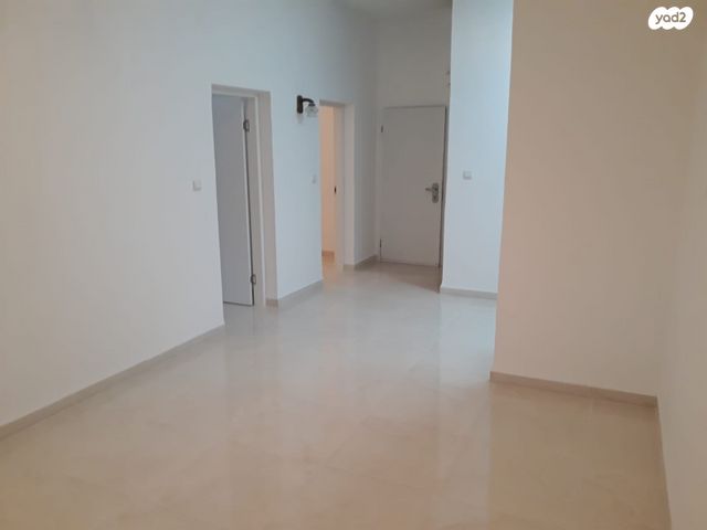 דירה, הפלוגות, קרית חיים מזרחית, חיפה