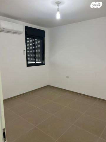 גג/ פנטהאוז, שדרות מנחם בגין, טירת כרמל