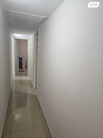 דירה, בזל 4, דרום מערב ותיק, בת ים