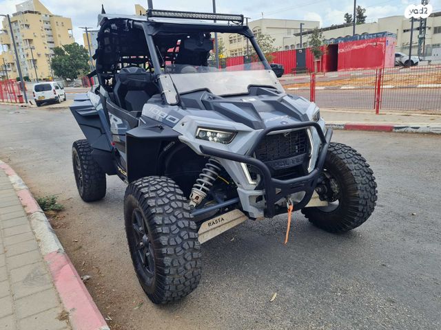 מודעת רכב פולריס