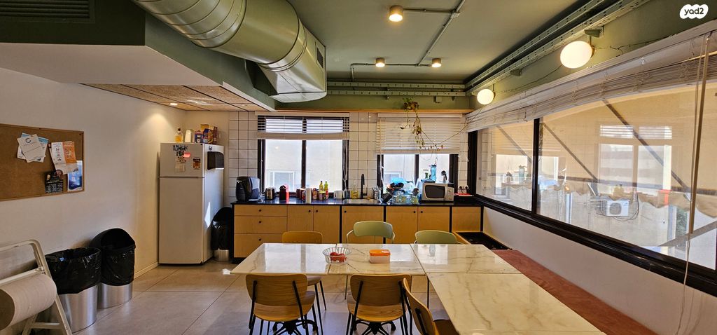 משרדים, שדרות יהודית, מונטיפיורי, הרכבת, תל אביב יפו