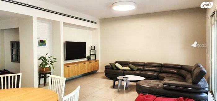 בית פרטי/ קוטג', גיניגר