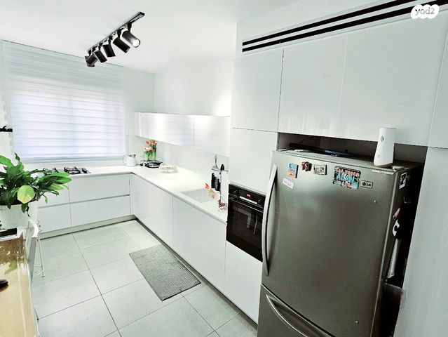 דירה, דודו דותן 5, הרקפות, ראשון לציון