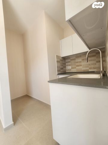 גג/ פנטהאוז, גולדפאדן, קרית שלום, תל אביב יפו