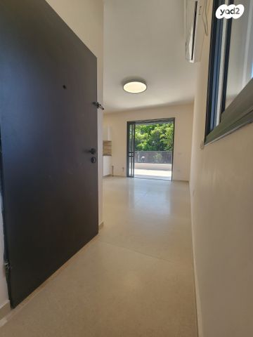 גג/ פנטהאוז, גולדפאדן, קרית שלום, תל אביב יפו