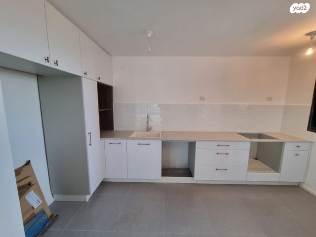 דירה, הנעורים, גן רש"ל, הרצליה