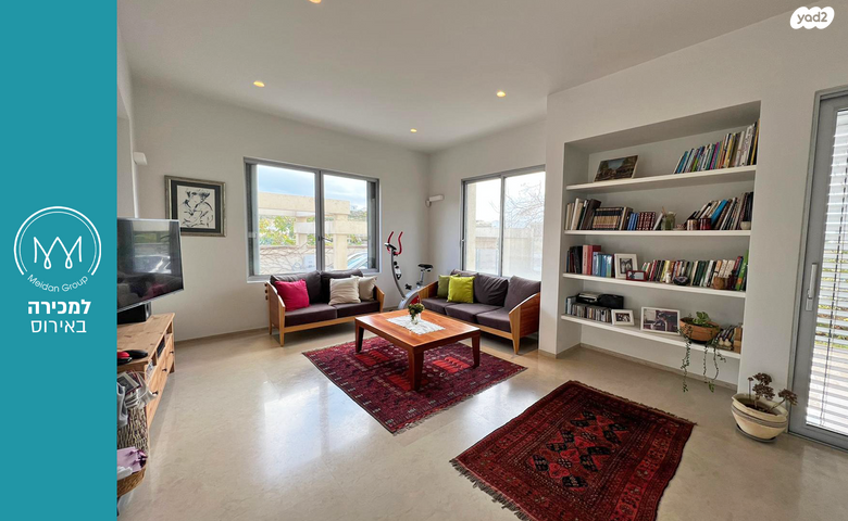 בית פרטי/ קוטג', אירוס, אירוס