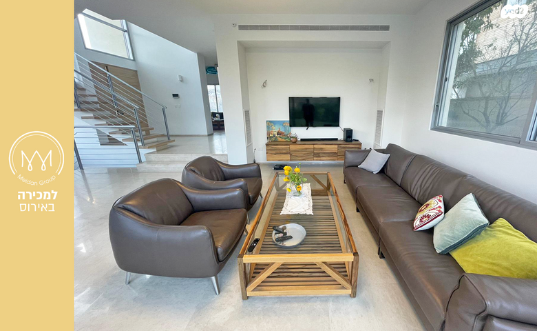 בית פרטי/ קוטג', אירוס, אירוס