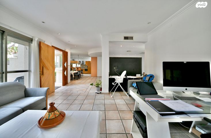 בית פרטי/ קוטג', מזכרת בתיה