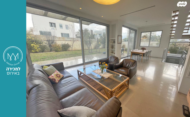 בית פרטי/ קוטג', אירוס, אירוס