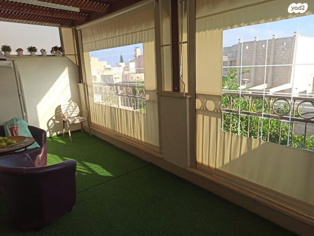 גג/ פנטהאוז, העפרוני, עכו