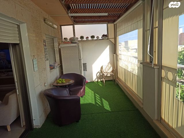 גג/ פנטהאוז, העפרוני, עכו