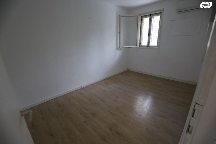 דירה, תקומה, כפר סבא