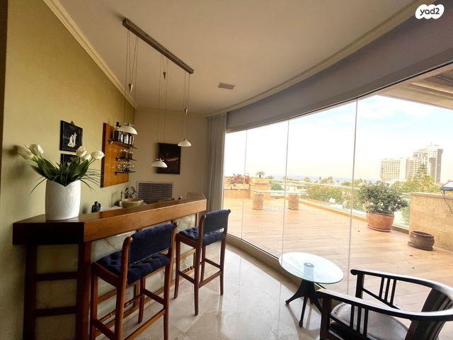 גג/ פנטהאוז, הרצליה