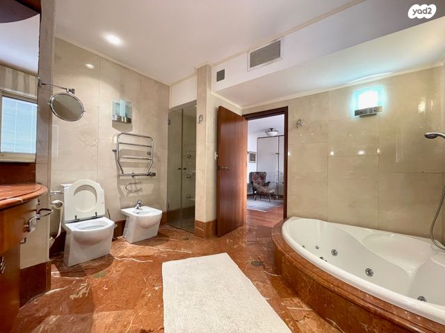 גג/ פנטהאוז, הרצליה