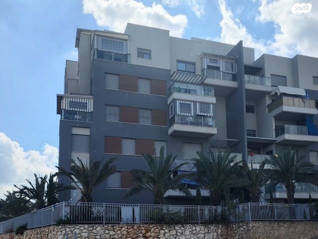 דירה, מירון, אורנים, מעלות תרשיחא