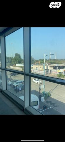 מבני תעשיה, חדרה