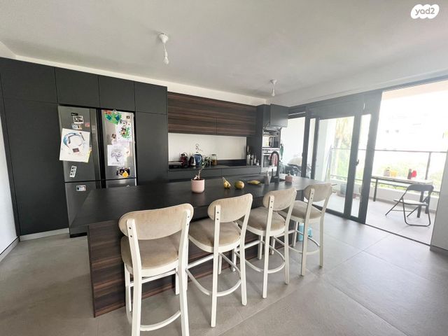 דירה, אליעזר יפה, נווה דוד רמז, רעננה