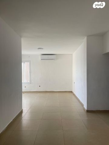 דירה, יעקב וייס, רמת אפרים, נתניה