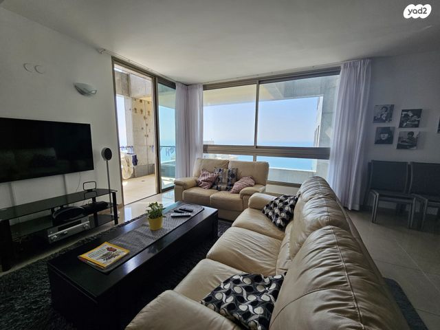 דירה, שדרות ניצה, צפון מערב מרכז העיר, נתניה