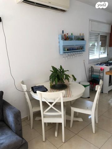 דירה, ענבר 12, נעלה, נעלה