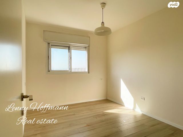 דירה, היובל, יהוד מונוסון