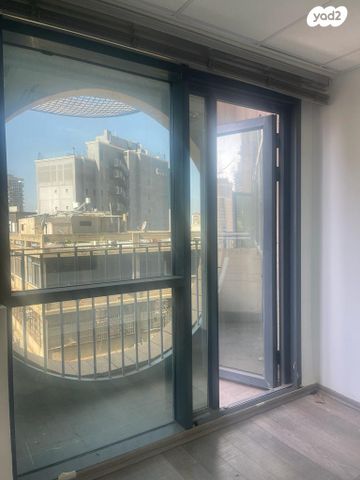 משרדים, תובל, בורסה, רמת גן