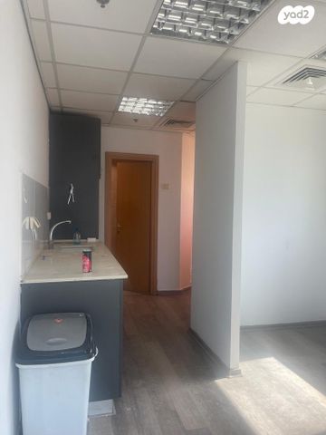 משרדים, תובל, בורסה, רמת גן