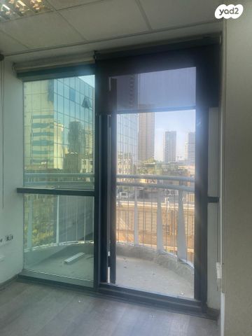 משרדים, תובל, בורסה, רמת גן