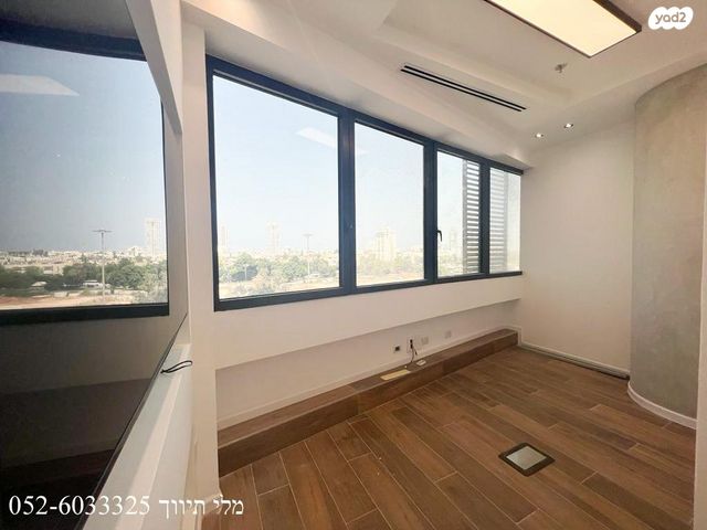 משרדים, דרך מנחם בגין 158, מונטיפיורי, הרכבת, תל אביב יפו