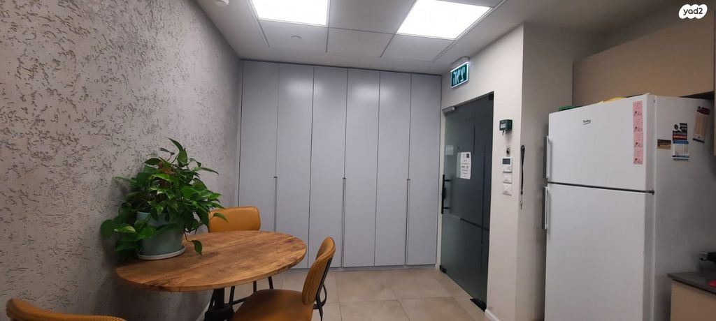 שדרות הרכס 13