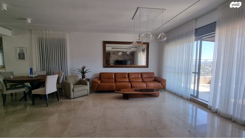 גג/ פנטהאוז, משה קול, בית הכרם, רמת בית הכרם, ירושלים