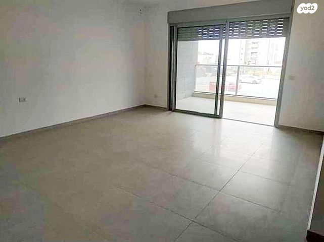 דירה, אהבת אדם, שרונה, כפר יונה