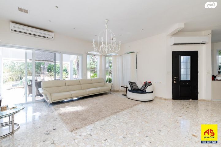 בית פרטי/ קוטג', המושב, מרכז כרכור, פרדס חנה כרכור