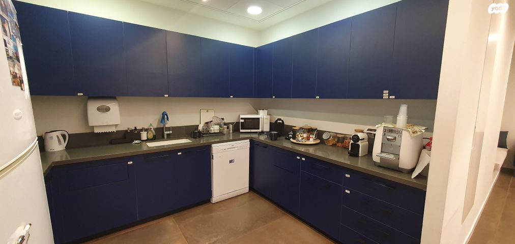 משרדים, אילן רמון, נס ציונה