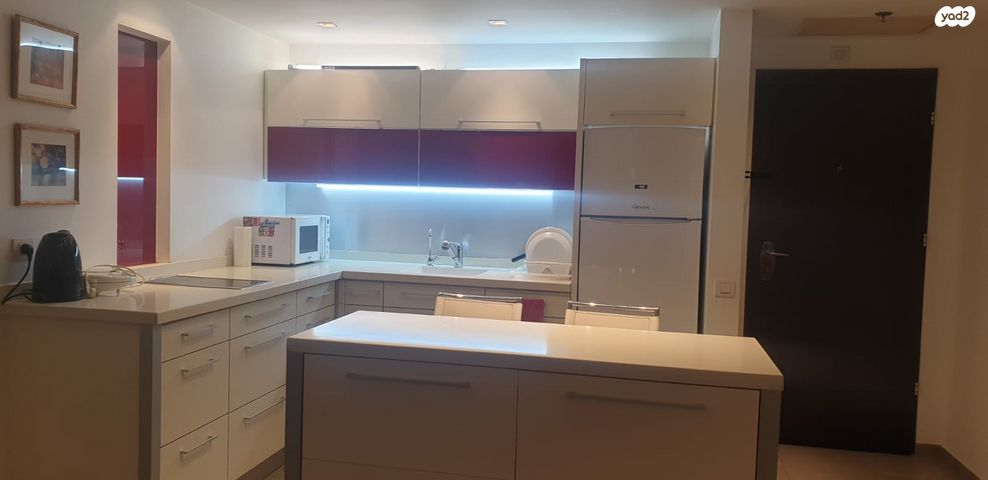 דירה, הרצליה