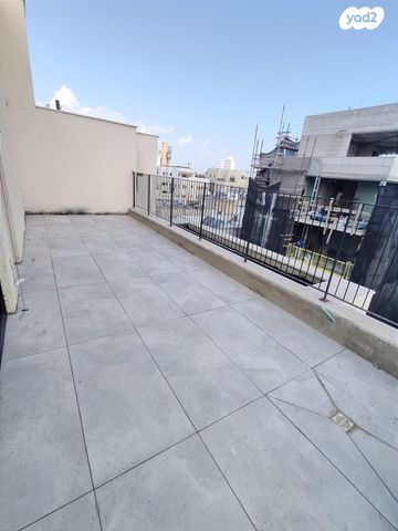 גג/ פנטהאוז, טרומפלדור, לב תל אביב, לב העיר צפון, תל אביב יפו