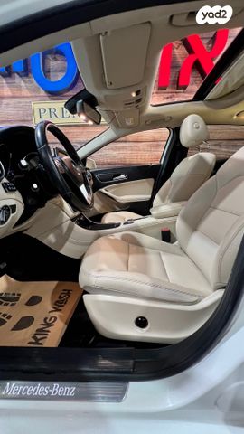 מרצדס-בנץ GLA